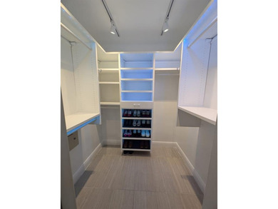 PRICE DROP in River Reach Fort Lauderdale! THIS MOVE IN READY