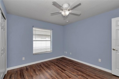 Can you imagine having no power bills in this beautiful concrete