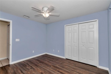 Can you imagine having no power bills in this beautiful concrete