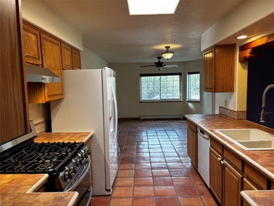Don't miss this quiet cul de sac location in Cochiti