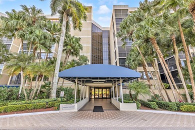 Live comfortably in this inviting condo nestled in the heart of