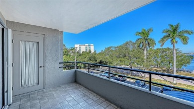 Opportunity knocks in Bradenton, Florida! This full river view