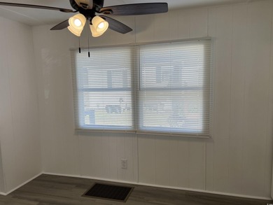 Beautiful Remodeled 3/Bed -2/Bath home on a Large Corner Lot