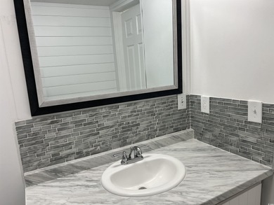 Beautiful Remodeled 3/Bed -2/Bath home on a Large Corner Lot