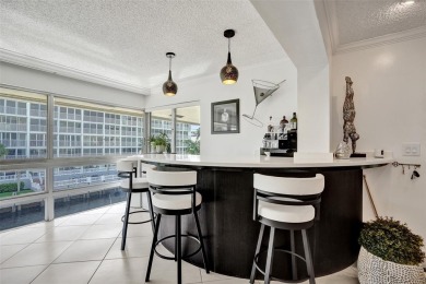 Completely open & very spacious 2 Bed, 2 Bath Waterfront condo