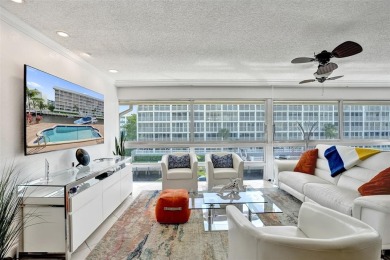 Completely open & very spacious 2 Bed, 2 Bath Waterfront condo