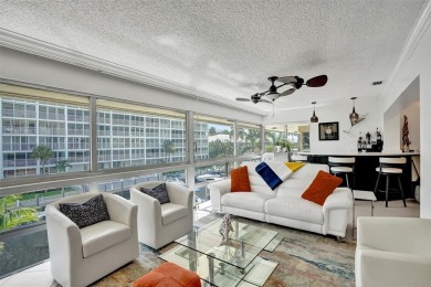 Completely open & very spacious 2 Bed, 2 Bath Waterfront condo