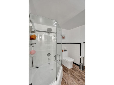 Completely open & very spacious 2 Bed, 2 Bath Waterfront condo