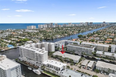 Completely open & very spacious 2 Bed, 2 Bath Waterfront condo