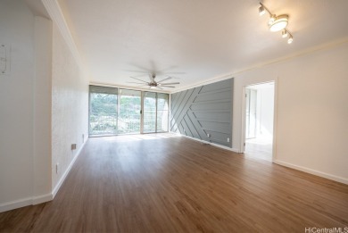 Best 3 bedroom listing below $500k in Waikalani. Welcome home to