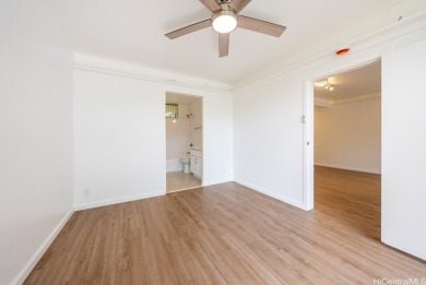 Best 3 bedroom listing below $500k in Waikalani. Welcome home to