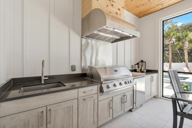 Step into a stunning 2023 newly constructed, never rented home