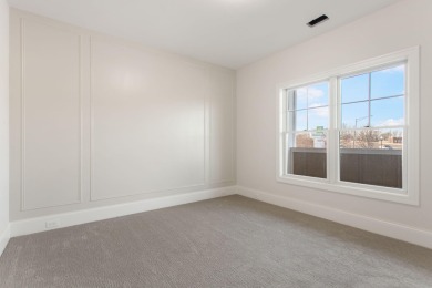 Welcome to the Marina Bay Condominiums of Spring Lake! From the