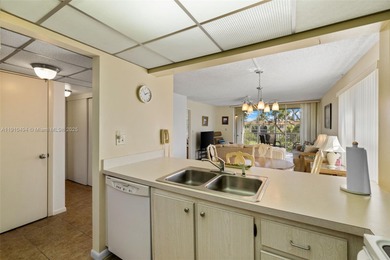 Welcome to your slice of paradise in the heart of Naples! This