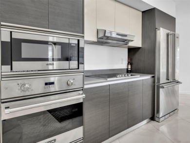 Experience exclusive island living in this one-of-a-kind lanai