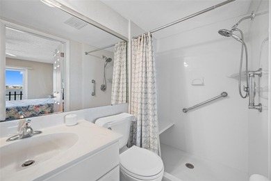 It doesn't get better than this! Welcome to Marina House at