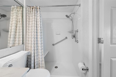 It doesn't get better than this! Welcome to Marina House at