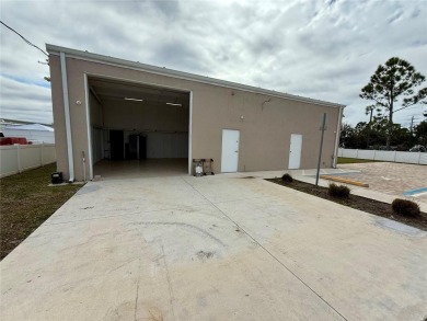 AMAZING OPPORTUNITY to own a prime 2,246 sq. ftmercial warehouse