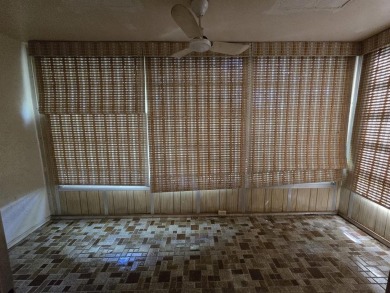 You found it! Is the penthouse baby! Spacious 3rd floor Condo