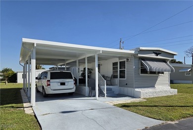 You get TWO BEDROOM capability for a 1-Bedroom price! This