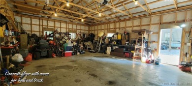 Wonderful 3 bdrm 2 bath home with large outbuilding in the very