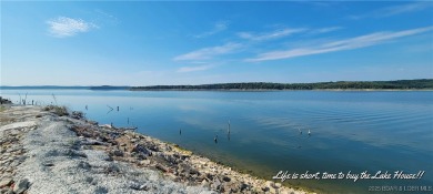 Wonderful 3 bdrm 2 bath home with large outbuilding in the very