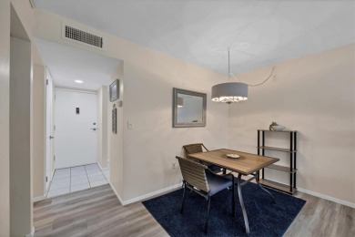 LOCATION! LOCATION! LOCATION! NOT FLOOD ZONE!
Welcome to Bird