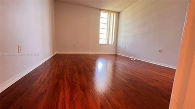 Location, location, location!! Investors friendly. Tenant