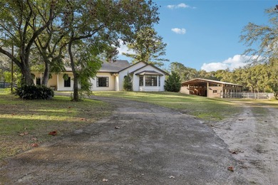 One or more photo(s) has been virtually staged. An exceptional