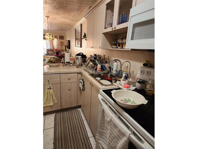 Fantastic investment opportunity in the heart of West Hialeah