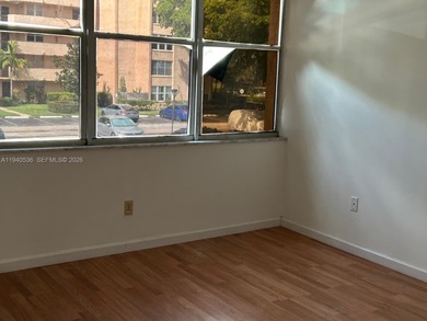 3BED/2BA - UNIT WITH LARGE BALCONY WITH VIEW OF TENNIS COURT -