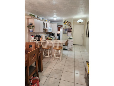 Fantastic investment opportunity in the heart of West Hialeah