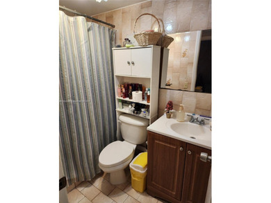 Fantastic investment opportunity in the heart of West Hialeah