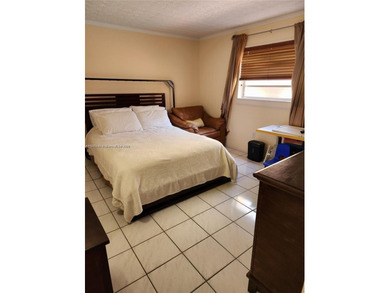 Fantastic investment opportunity in the heart of West Hialeah