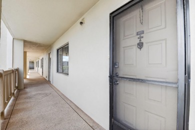 Exceptional Buckingham model 2 bedroom & 2 baths with Florida