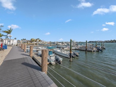 Looking for the perfect island retreat with breathtaking views?