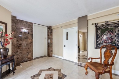 3 BEDROOMS, 2.5 BATHS, LARGE 2 CAR GARAGE AND A BOAT SLIP!