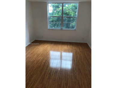 INVESTORS, GREAT OPPORTUNITY.  A Fabulous location near shopping