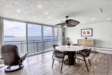 In one word - exquisite. Experience the ultimate in riverfront