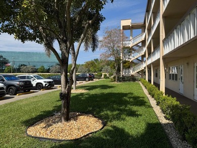 Fully furnished condo, move in ready! This beautifully updated