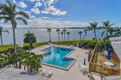 Breathtaking water views of Gasparilla Sound and the islands