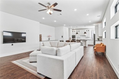 LAKESIDE LIVING on the shores of Lake Ray Hubbard located in The