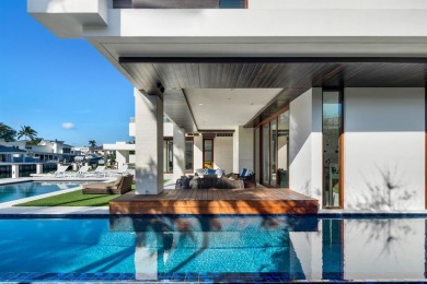 Welcome to 10 Pelican Drive--a super-custom tri-level organic