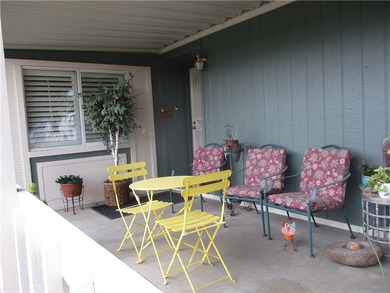 This spacious manufactured home is located in Maze Stone Village