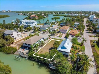 Live the boater and beach lifestyle in Bonita Beach just 100