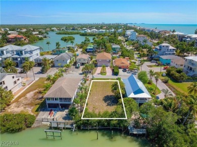Live the boater and beach lifestyle in Bonita Beach just 100