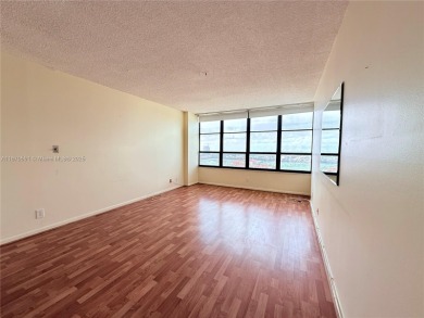 INVESTORS ALERT! !PRICE TO SELL - MOTIVATED SELLER WILL PAY OFF