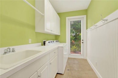 Direct riverfront POINT LOT! 137'+ of deep water frontage with