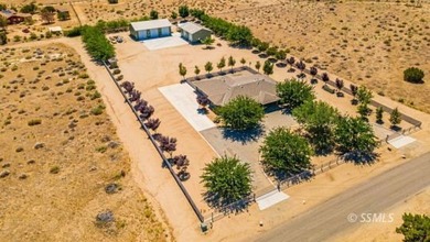 AMAZING Property! 3,600 approx. square feet! Stunning custom