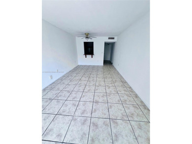 BEAUTIFUL ONE-BEDROOM, ONE-BATHROOM APARTMENT IN EXCELLENT